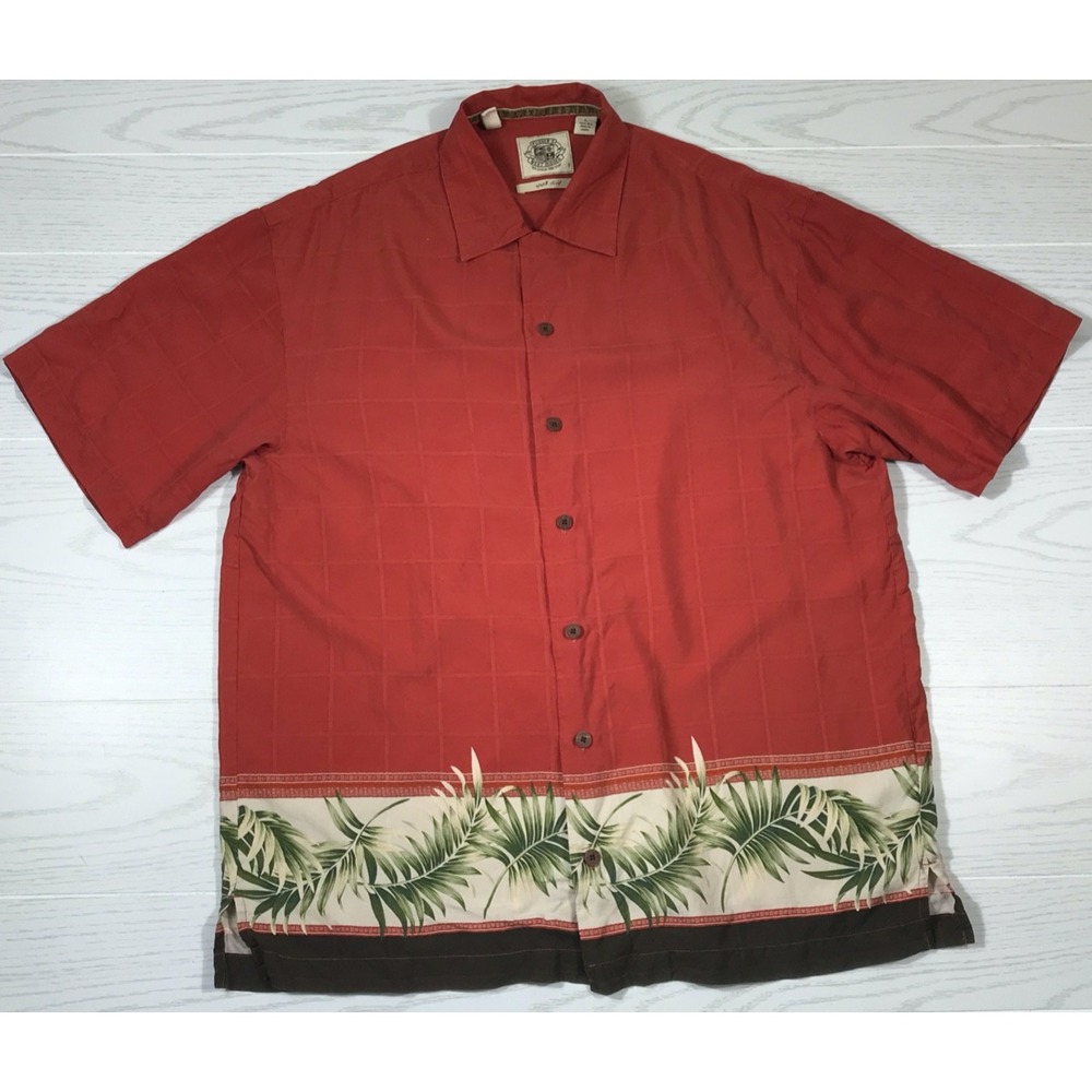 Pusser's West Indies Silk Shirt Men L Red Short Sleeve Button Up Loop Collar Dad